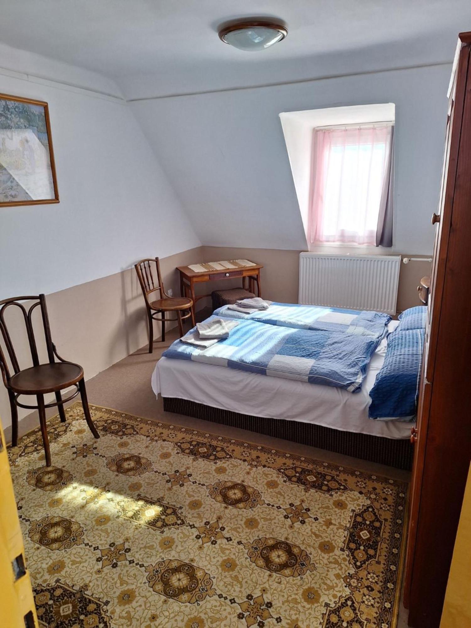 Bed and Breakfast Fenyo Panzio Mezőkövesd Exterior foto